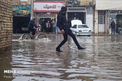 رگبارهای موقت باران در بعضی استانها ادامه دارد
