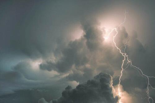 رگبار و رعد و برق در ۱۵ استان کشور طی امروز