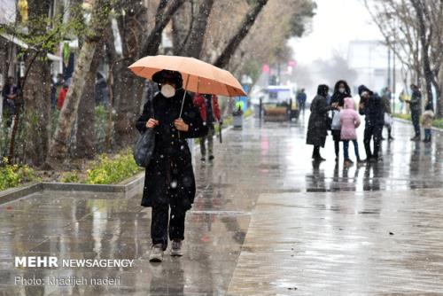 اصفهان بارانی می شود