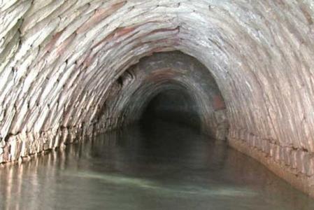 بی توجهی به ارزش اقتصادی آب باعث نگاه نامناسب با آبهای زیرزمینی